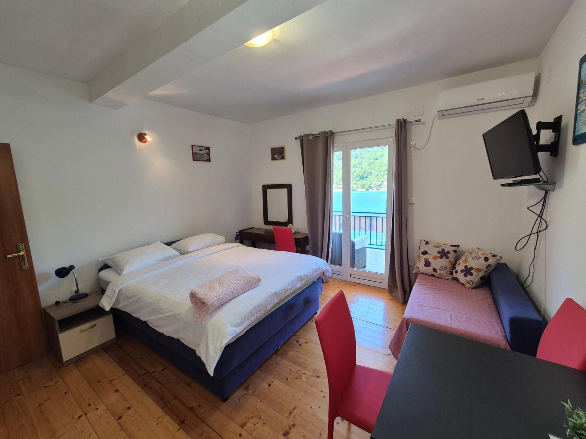 Apartments Lampalo Okuklje 외부 사진